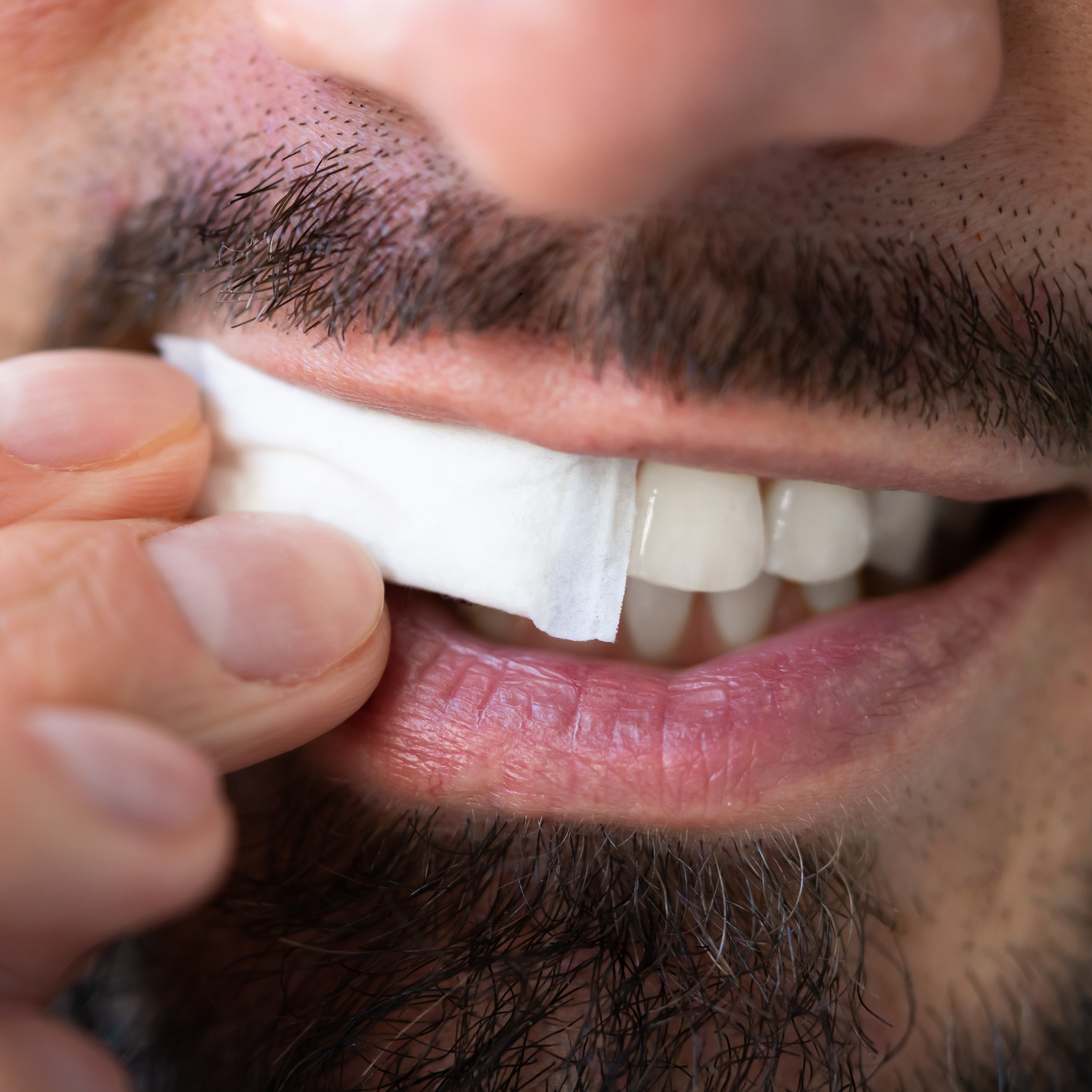 Was passiert, wenn man Snus runterschluckt? Antworten auf häufige Fragen